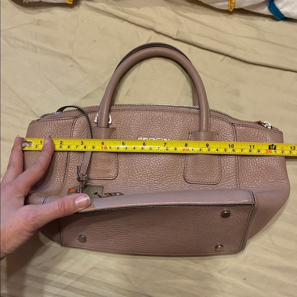 Soft leather satchel - Picture 8 of 16